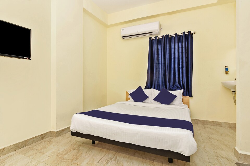 SilverKey Executive Stays 27824 Dharamkar Residency, Gachibowli, Hyderabad