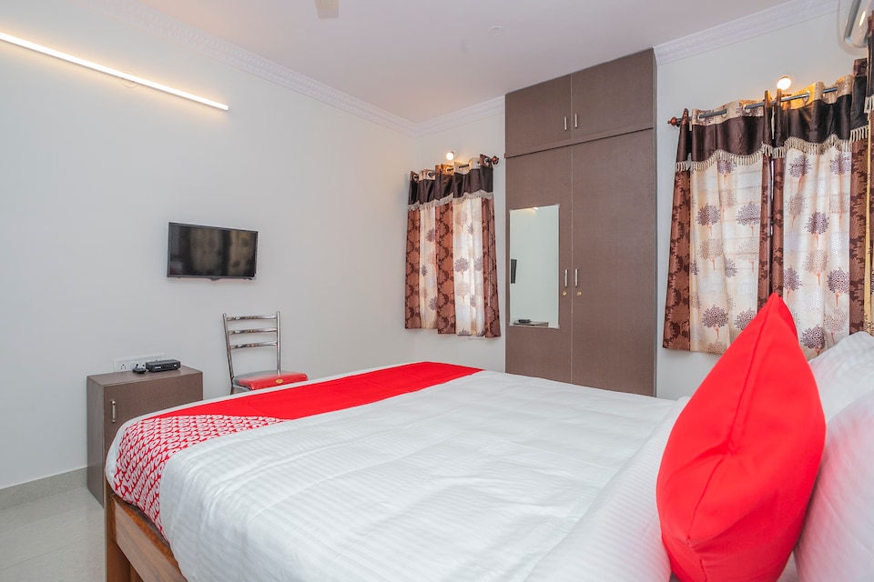 OYO 27839 New Manyata Suites, Manyata Bangalore, Bangalore