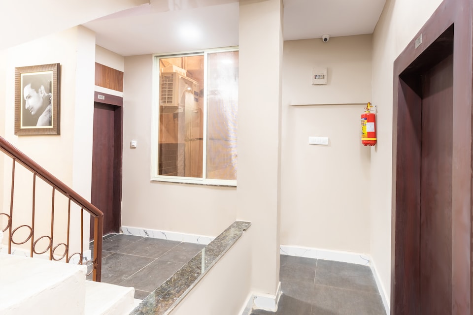 Hotel O Savitri Regency, New Market Bhopal, Bhopal