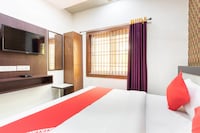 Hotel O Savitri Regency