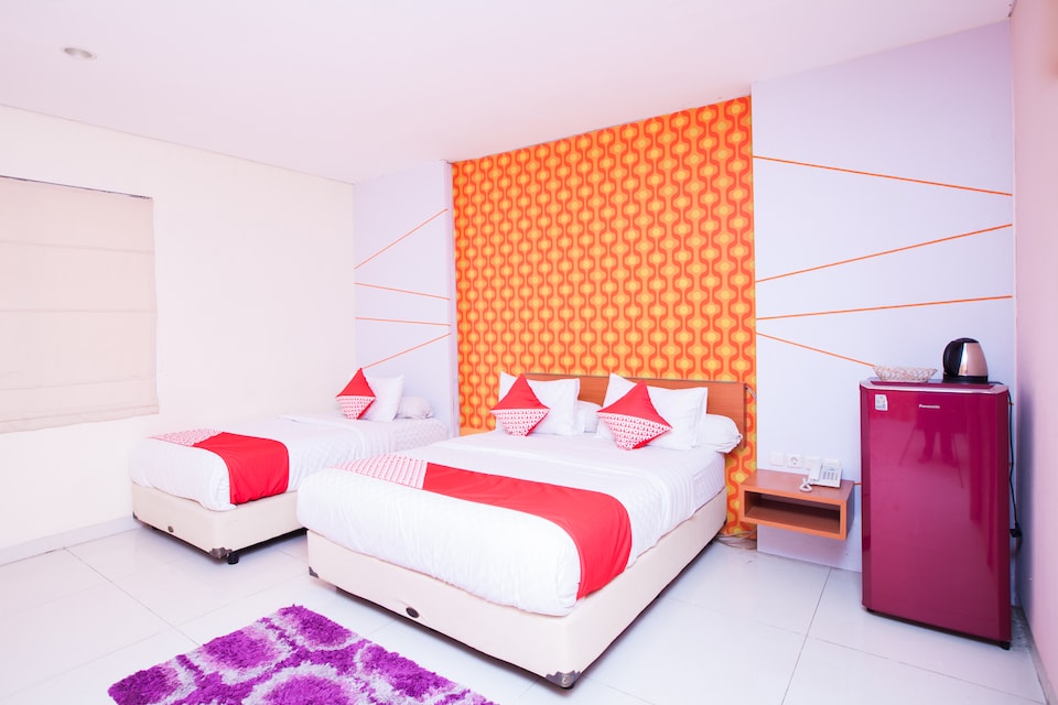 OYO 340 Cleo Guest House, Pasteur, Bandung