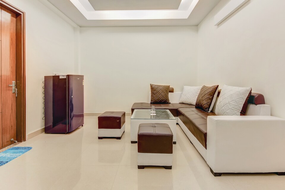 OYO 27872 Elite 2BHK Chhattarpur, Chhatarpur Delhi, Delhi