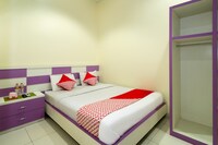 OYO 342 De'kayakini Hotel