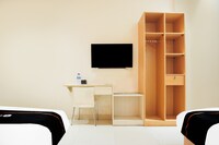 Townhouse Oak Palembang near Palembang Golf Club formerly KR Hotel