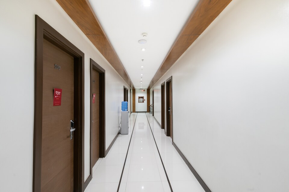 OYO 125 West Makati Hotel, San Antonio Manila, Manila