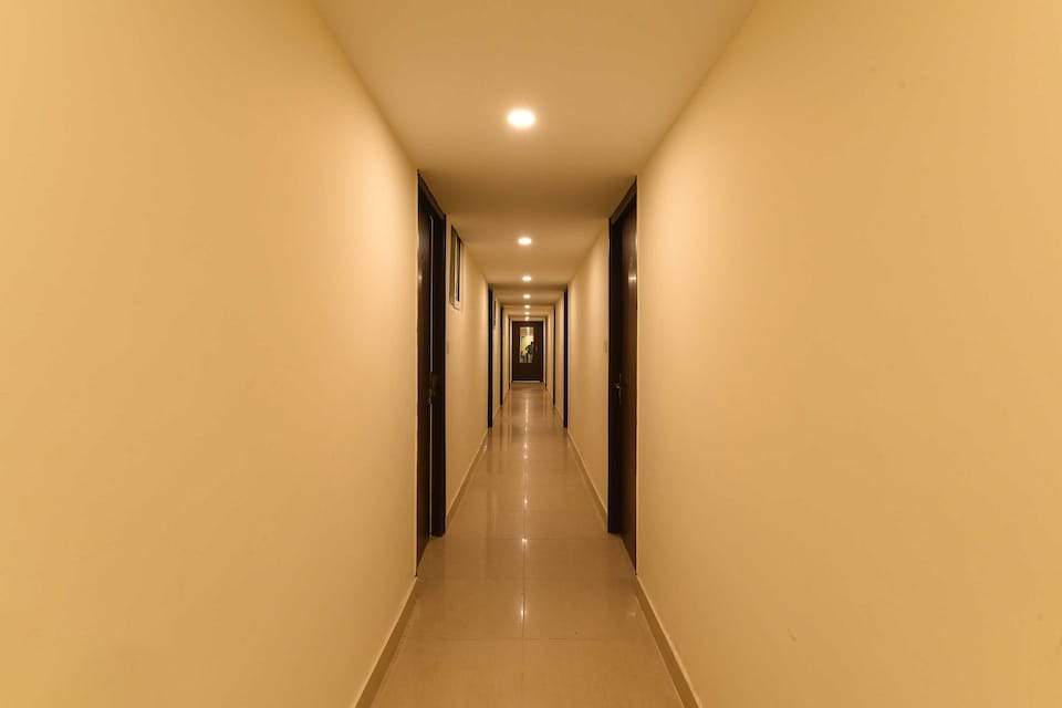 Hotel O Akshaya Pride, MG Road Vijayawada, Vijayawada