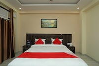OYO 27890 Bharat Hospitality