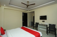 OYO 27890 Bharat Hospitality