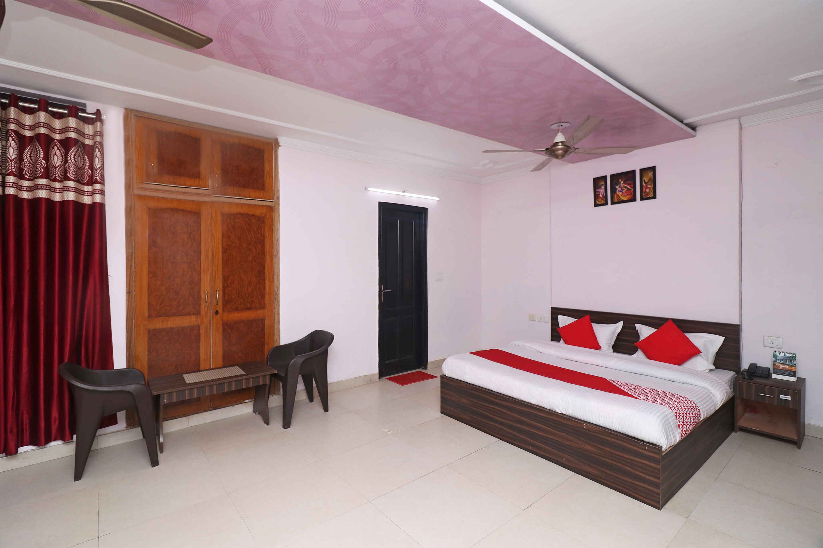 Hotels near Badarpur Metro Station  Faridabad  Room     2335 night
