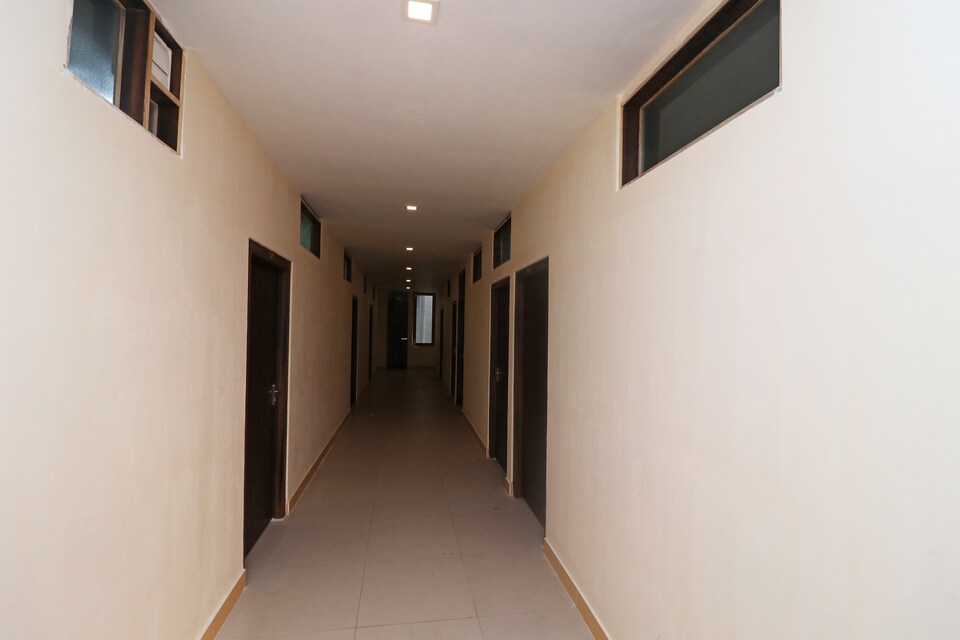 LIVE as ALD123, Civil Lines - High Court, Prayagraj