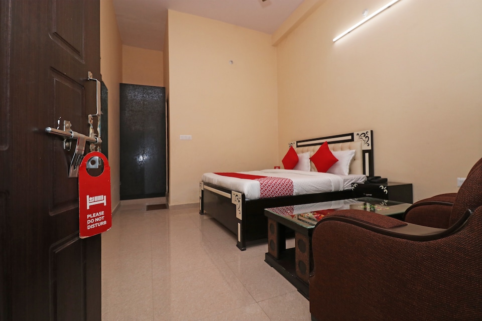 OYO 27923 Satya Shiv Resort, SGPGI Lucknow, Lucknow