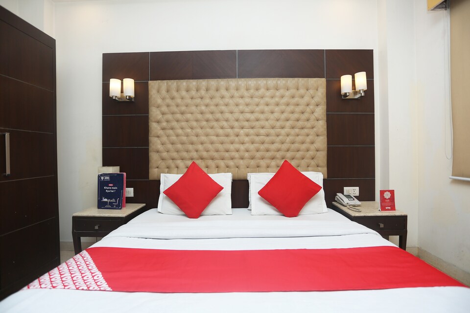 OYO 27928 Metropolis Guest House  Premium Delhi  Book    1298 OYO