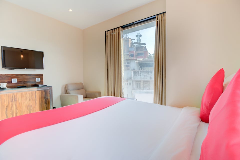 OYO 27938 होटल कम्फर्ट इन, Mumbai- Kalyan-Bhiwandi- Badalapur, मुंबई