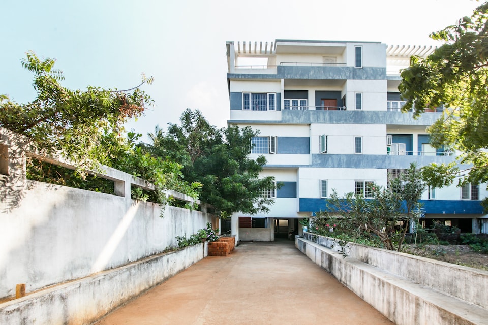 OYO Home 27945 Elegant 3bhk Near Serenity Beach, Aurovile, Pondicherry