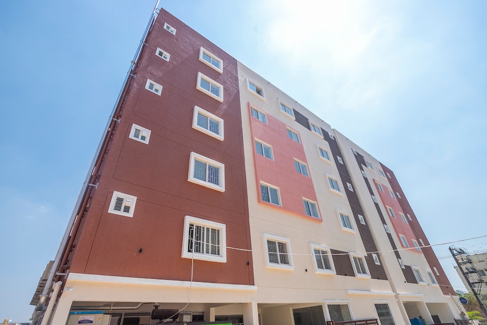 OYO Flagship 27947 Manyata Tech Park Gate 5, Kalyan Nagar Bangalore, Bangalore