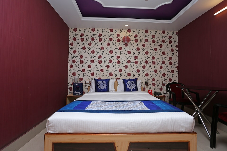 OYO 3293 Amit Hotel, Bailey Road, Patna