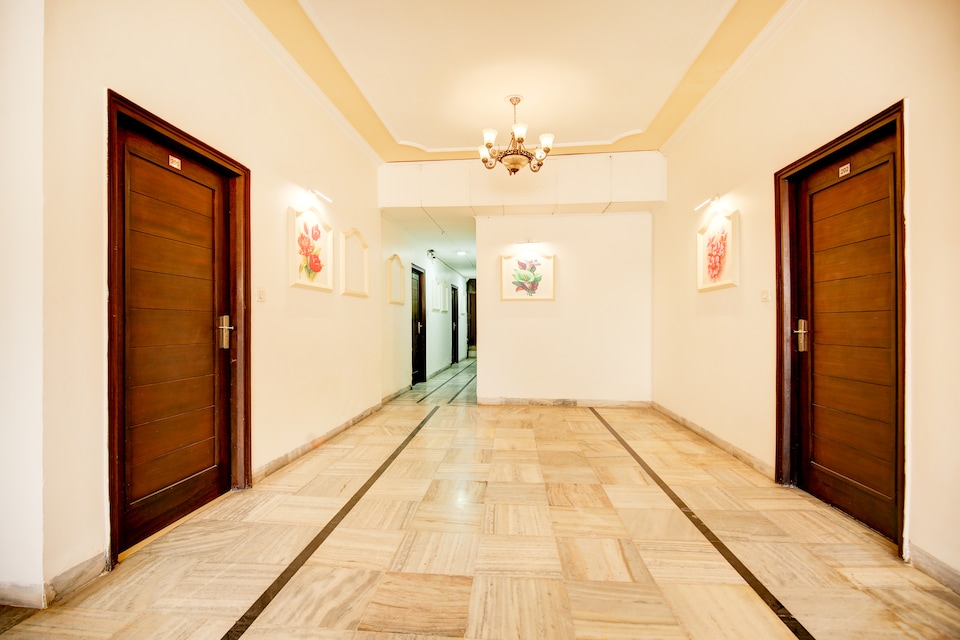 Hotel O by OYO Dera Bassi Ambala-Chandigarh Road, Zirakpur, Zirakpur