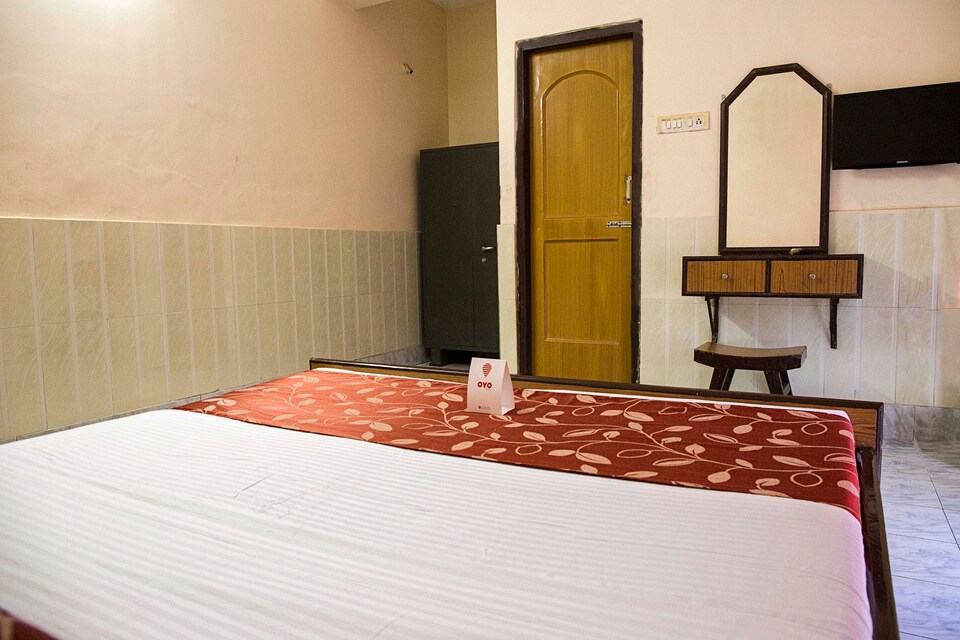 OYO 3294 Jaydev Vihar, Jaidev Vihar, Bhubaneswar