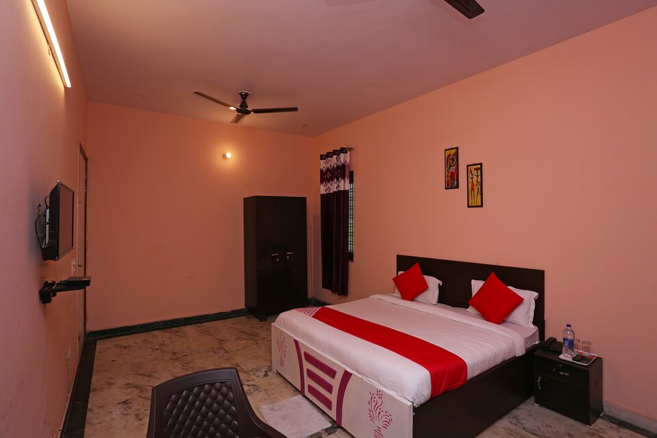 OYO 27969 Radiant Casa, Noida Industrial Area Mamura, Noida