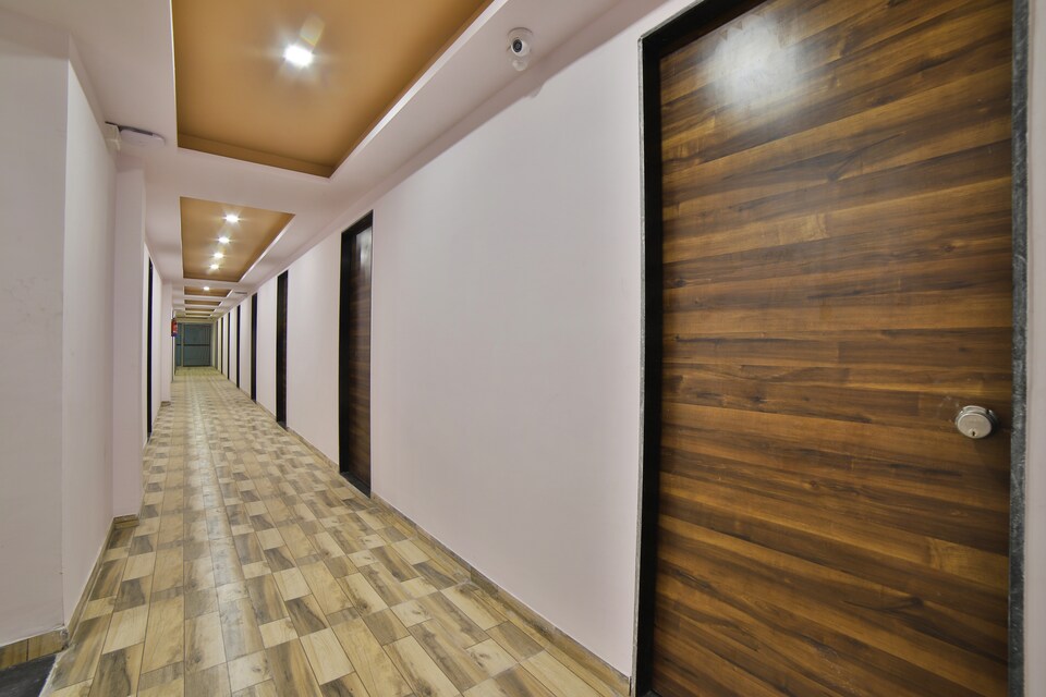 Live on SRT190, Dindoli, Surat