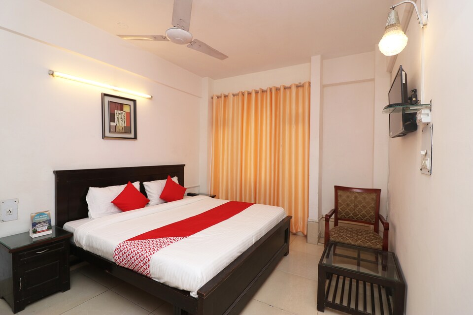 Capital O 27980 Hotel Inderlok, Rishikesh, Rishikesh