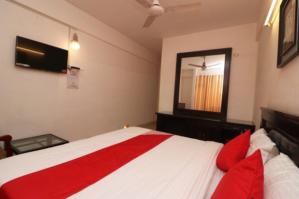 Capital O 27980 Hotel Inderlok, Rishikesh, Rishikesh