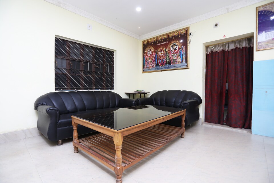 OYO 27982 Hotel Sairegent, Bapuji Nagar, Bhubaneswar