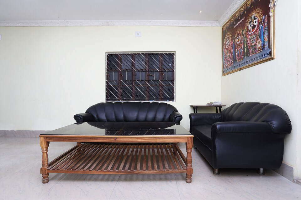 OYO 27982 Hotel Sairegent, Bapuji Nagar, Bhubaneswar