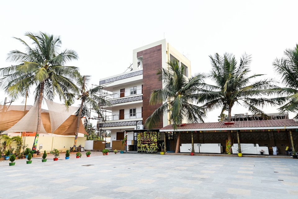 OYO 27985 Ananya Convention, Beach Road Visakhapatnam, Visakhapatnam