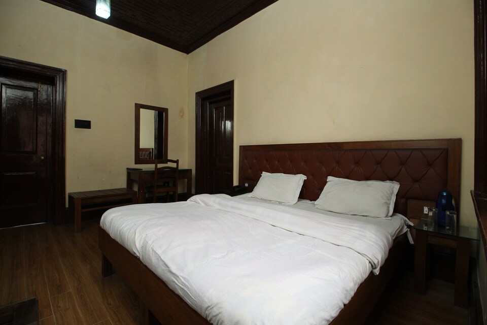 SPOT ON 27988 Loknath Bibah Bhawan And Lodge, Mariani, Jorhat