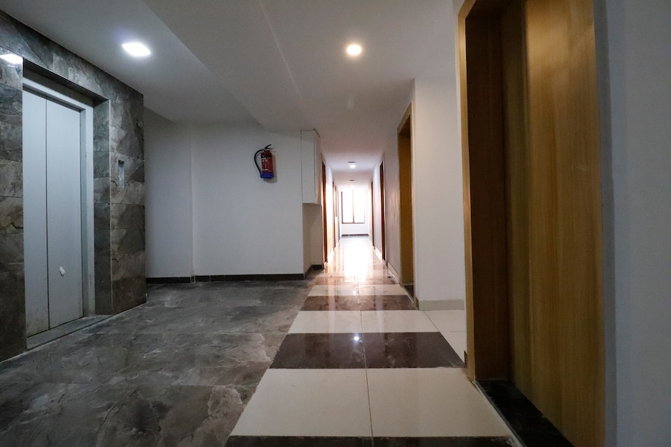 Flagship 27991 Mundhwa, Hadapsar Pune, Pune