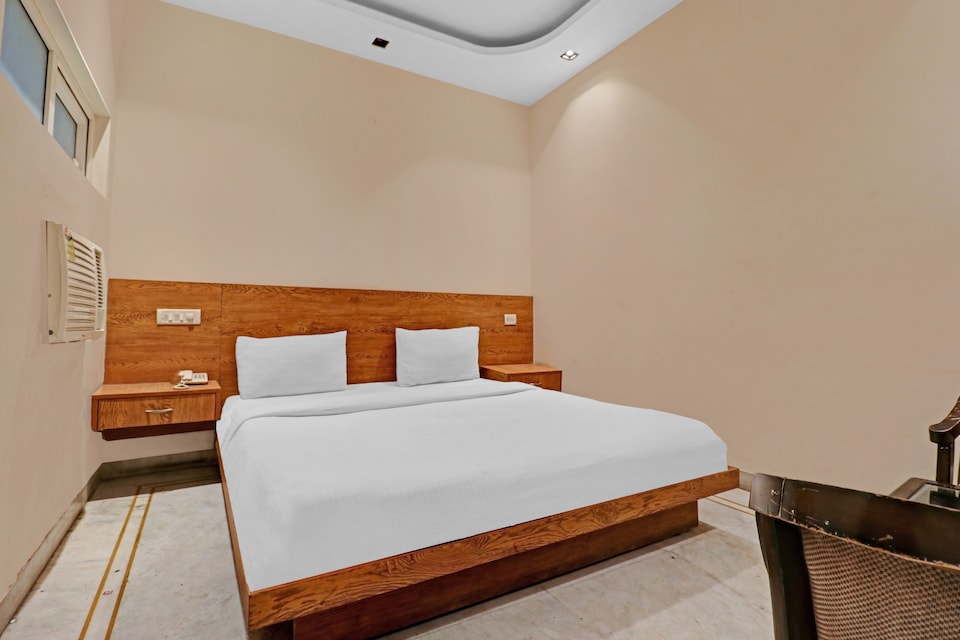 OYO Hotel Good Luck, Airport Delhi, Delhi Transit