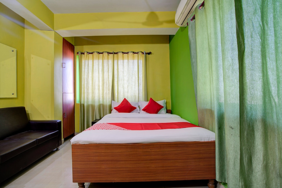 OYO Flagship 28018 Hotel Allena, Lalpur, Ranchi