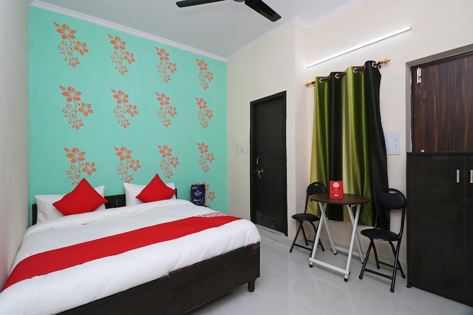 OYO Raj Guest House, Faridabad, Faridabad