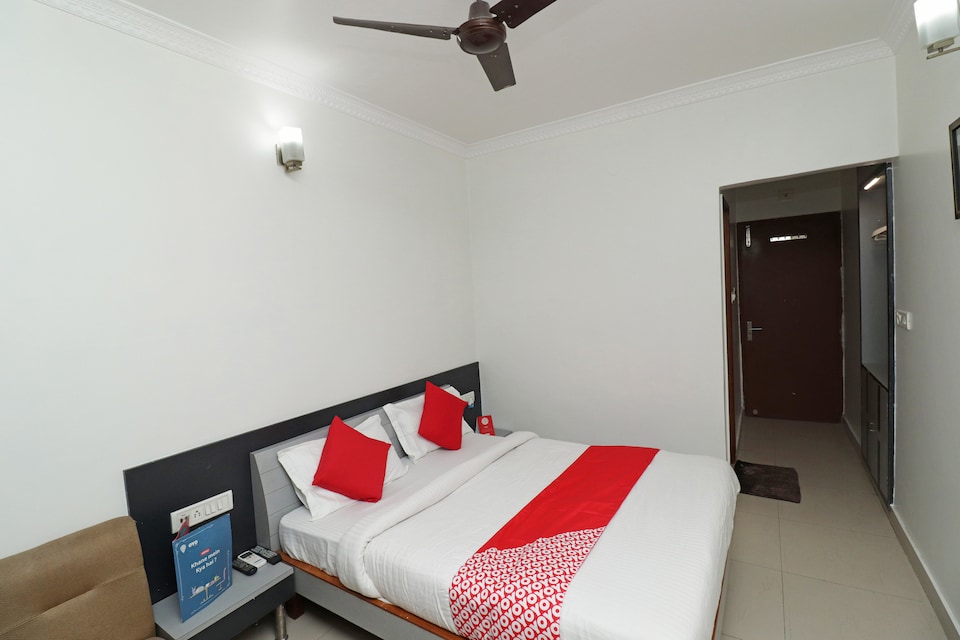 OYO Hotel Bombay Jewel Palace, Sri-Ganganagar, Sri-Ganganagar