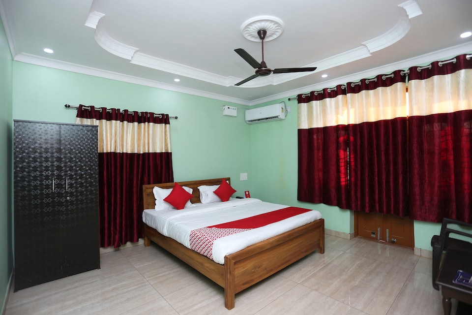 OYO 28078 Golden Villa Guest House, Chandrasekharpur, Bhubaneswar