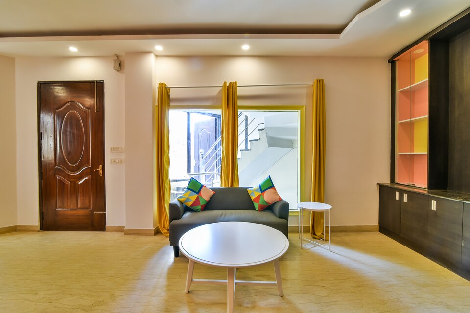 OYO Home 28080 Exotic Stay, HUDA CENTRE 1, गुड़गांव