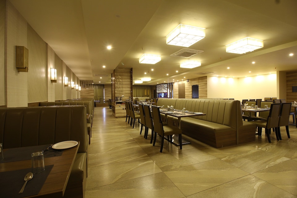 Capital O 28086 Sindhura Grand, Dilsukhnagar - Kothapet, Hyderabad