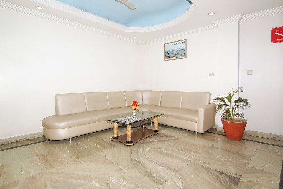  Collection O 3304 Hotel Valentines, Railway Station Allahabad, Prayagraj