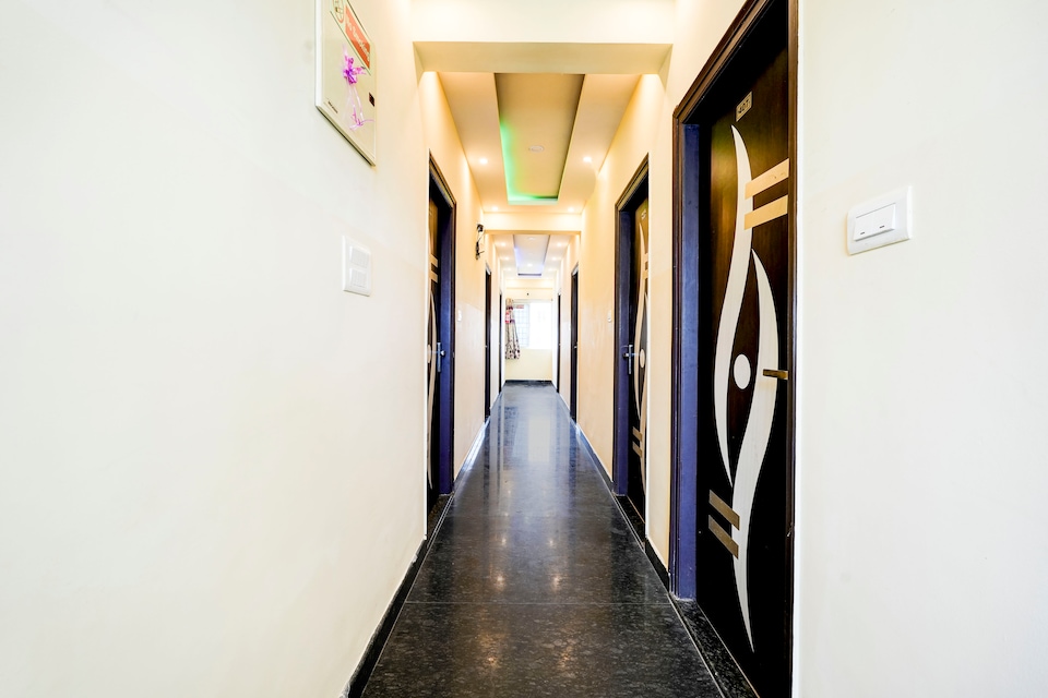 Super Hotel O Ganakkal Near BGS Hospital Junction Formerly Omkar Global Inn, Uttarahali Bangalore, Bangalore