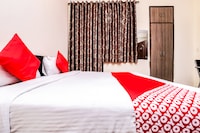 Hotel O Charanpahari Hotel