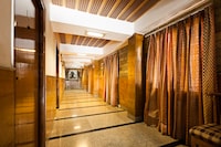 OYO Hotel Tavern Near Lotus Temple