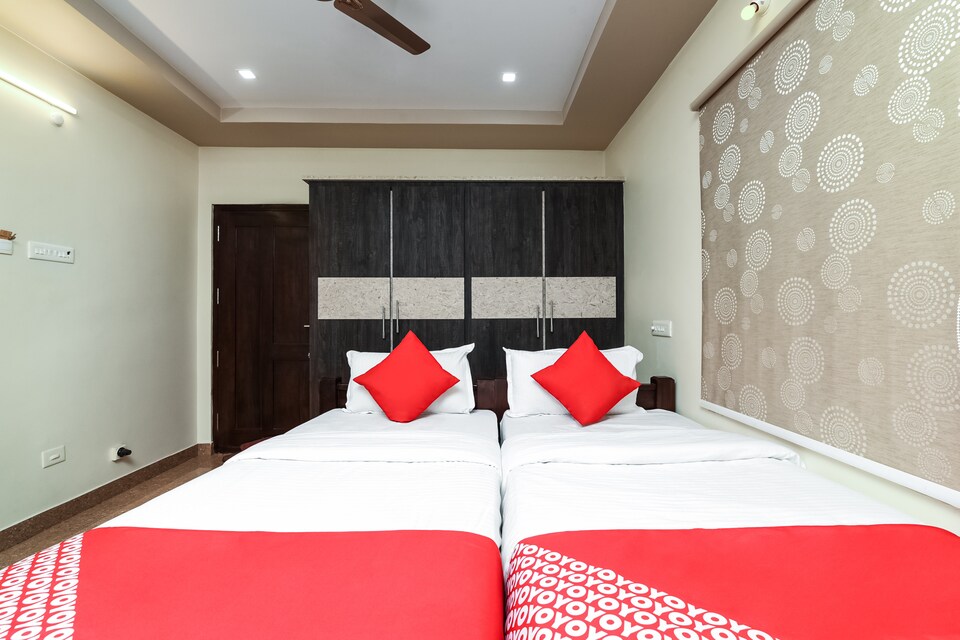 OYO 28131 Bhimas Residency  OYO Rooms Visakhapatnam  Book    1281 OYO