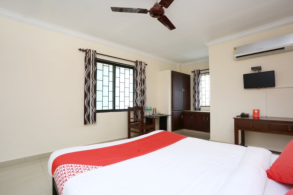 OYO Anjam Smrithi Mandiram, Guruvayur, Guruvayur