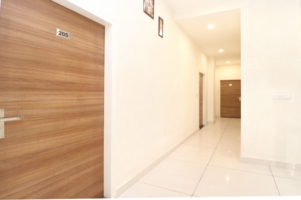 Hotel O Sharrytel, Zirakpur, Zirakpur