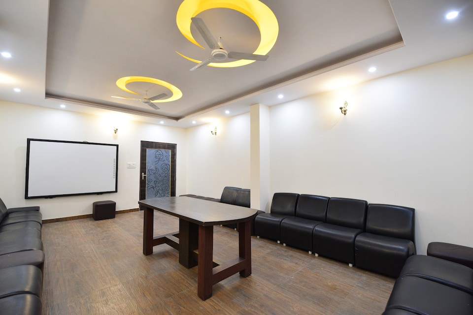 Hotel O Apple 9, Jaipur Airport, Jaipur