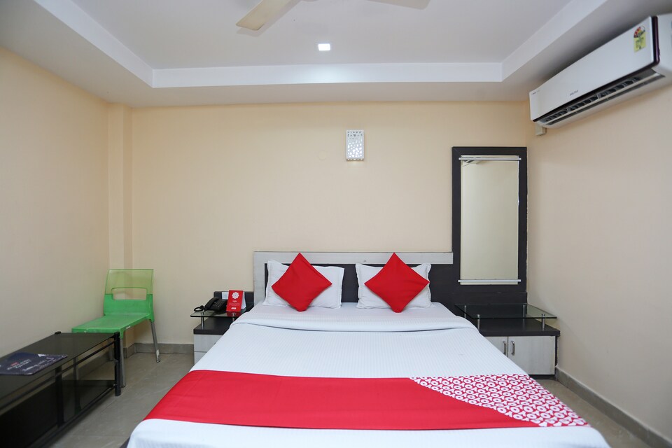OYO 28157 Hotel Green Field, VaniVihar Bhubaneswar, Bhubaneswar