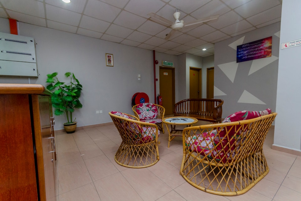 OYO 702 D View, Mersing, Mersing