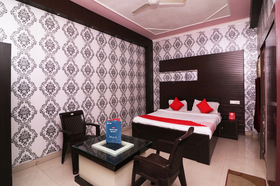 Flagship 28169 Hotel Sagar, Avas Vikas, Rudrapur