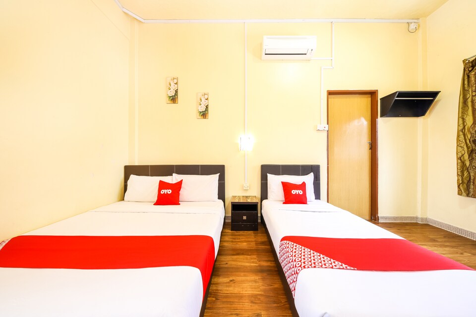 OYO 703 Myra Hotel, Mersing, Mersing